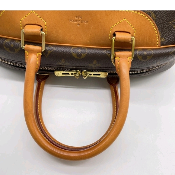 Auth Louis Vuitton Monogram Deauville Handbag W/DustBag - Picture 6 of 16